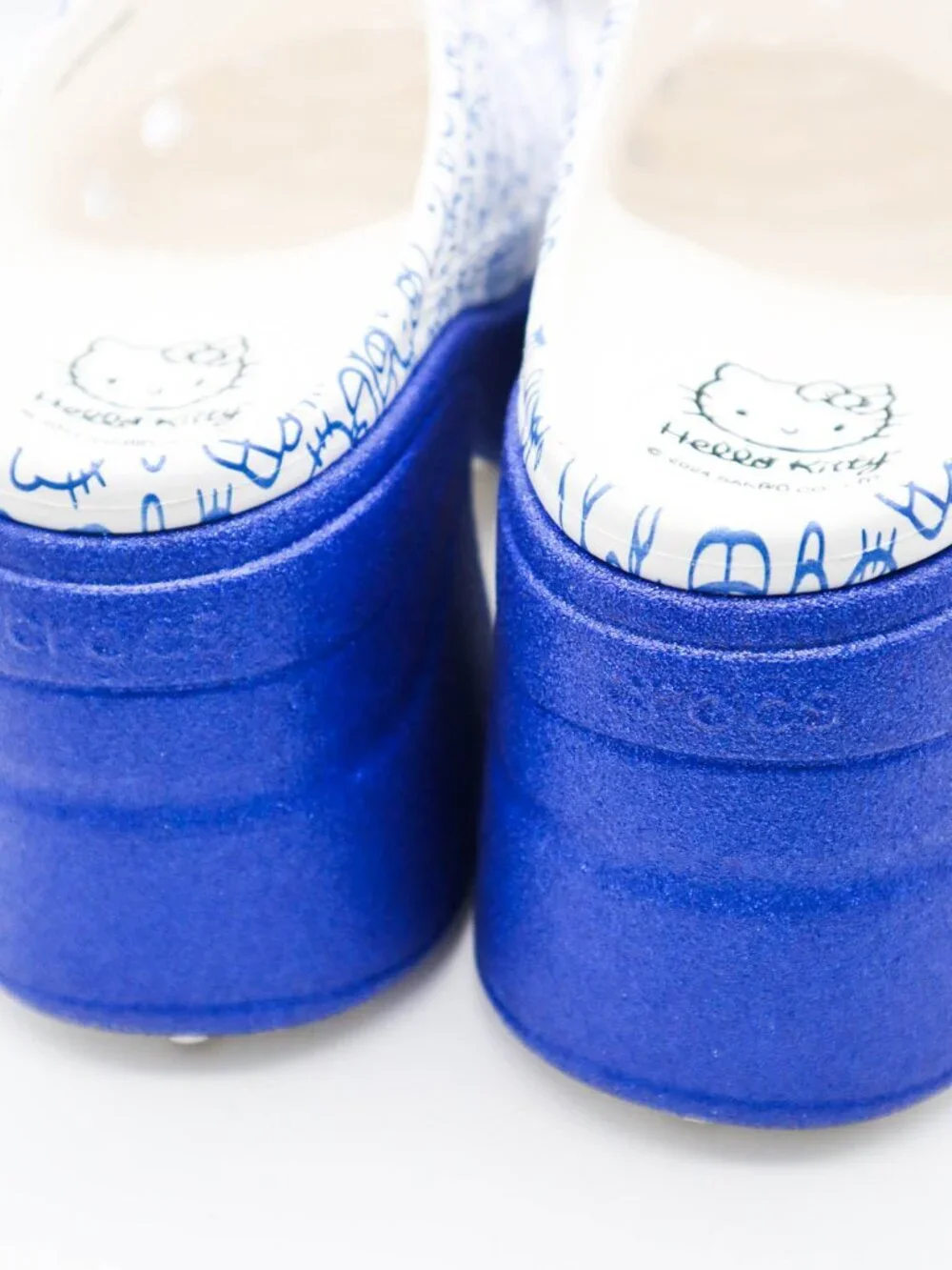 Crocs x Hello Kitty Platform Siren Clogs Women’s 11 / Men’s 9 Blue White NEW